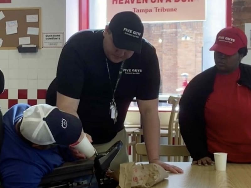 Five Guys Manager shows extraordinary Kindness