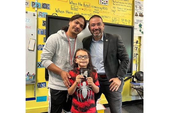 7 Year Old Boy Saves Choking Friend S Life With Heimlich Maneuver