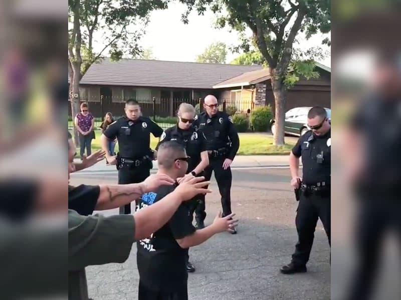 Former Drug addicts gangsters pray