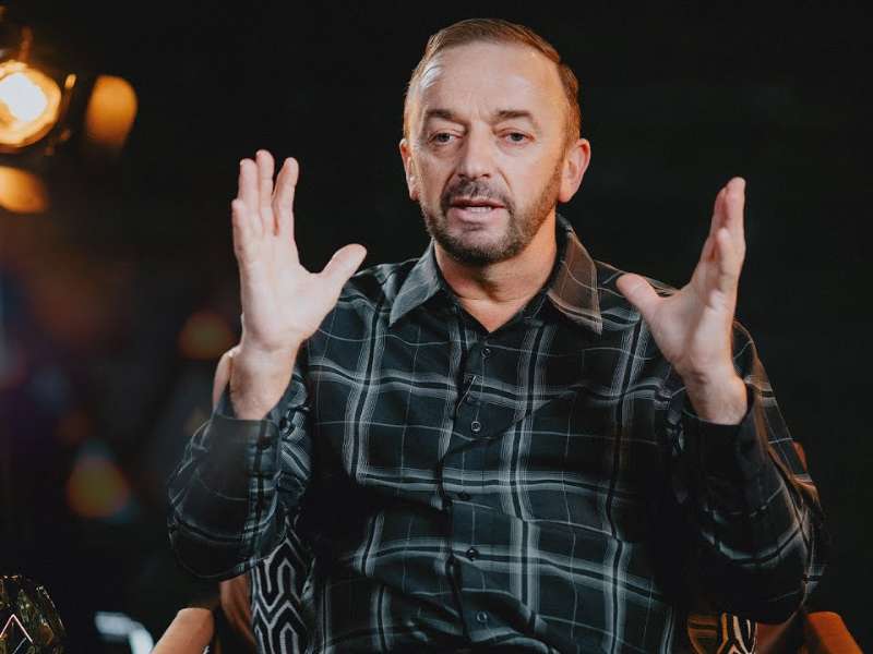 Man’s Childhood Trauma Stopped Haunting Him After A Phone Call