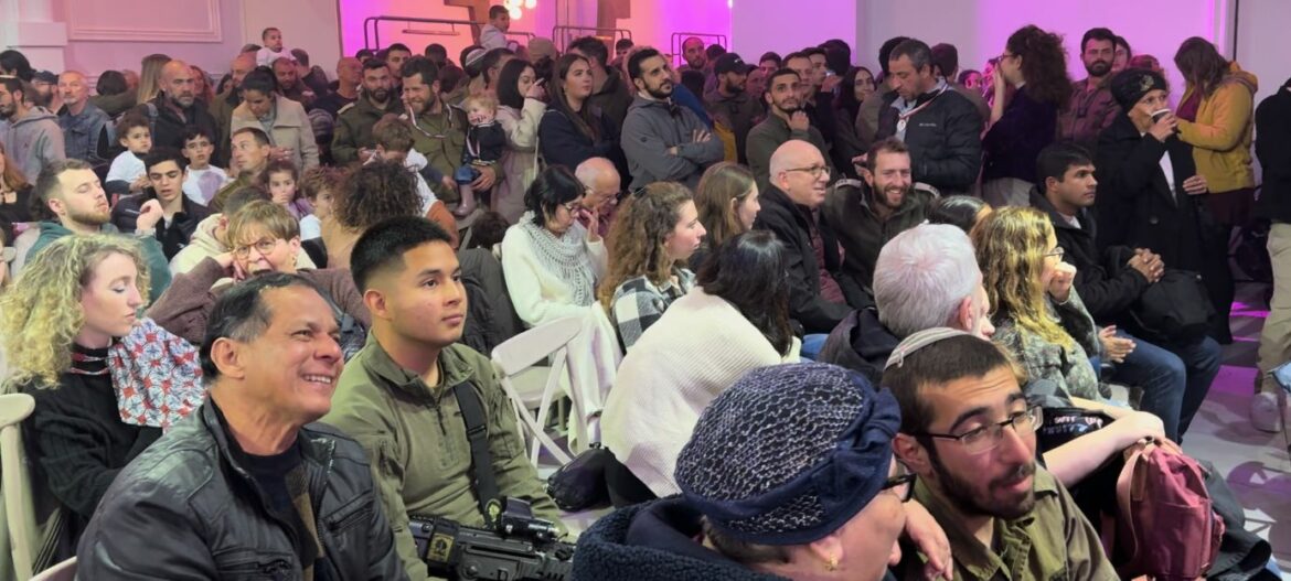 500 Soldiers And Their Families Fed